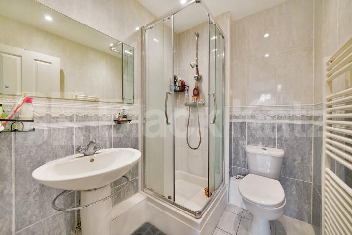 Boasting size, quality & location Bentham House.Falmouth Road, Borough/London Bridge